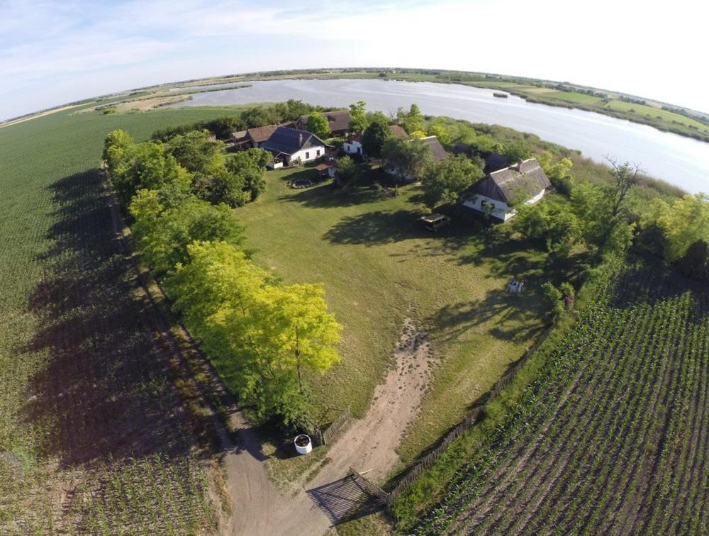 Vila Roka'S- Farm Supljak Exteriér fotografie